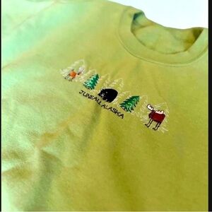 Emboidered Vintage Xl Alaska Sweatshirt Green
